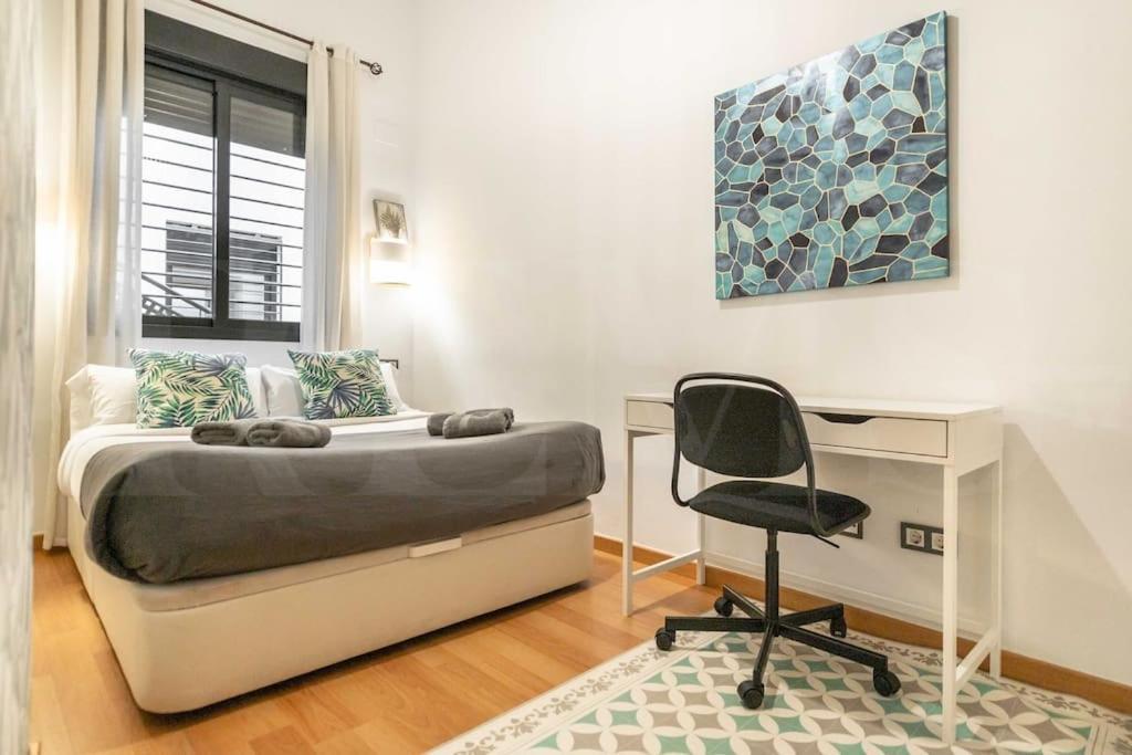 Relaxing Apartment With Parking In The Center By Rems Málaga Kültér fotó