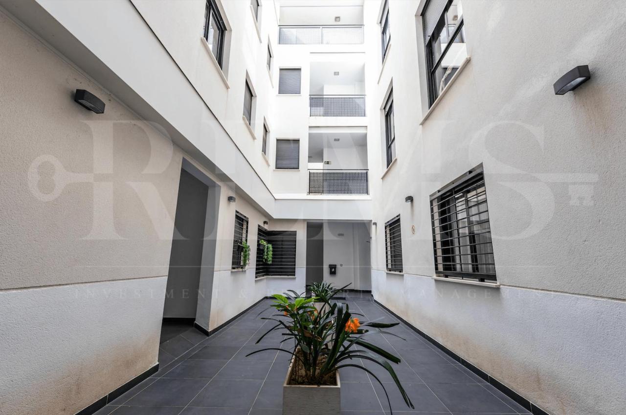 Relaxing Apartment With Parking In The Center By Rems Málaga Kültér fotó