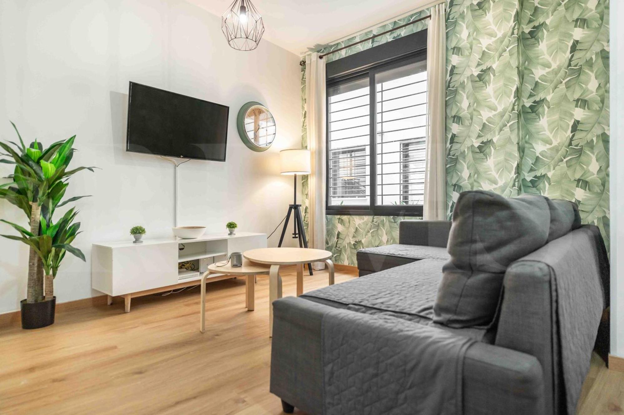 Relaxing Apartment With Parking In The Center By Rems Málaga Kültér fotó